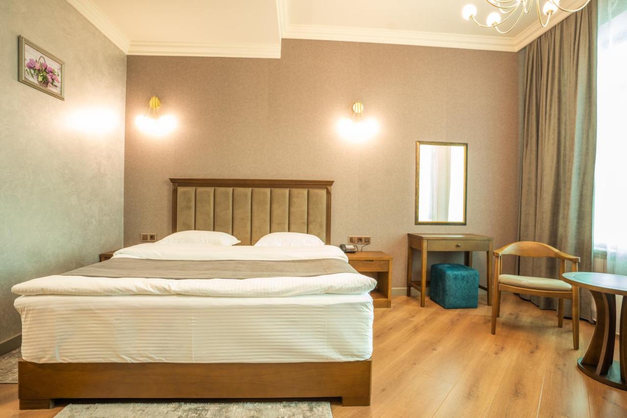 Vegas Hotel Akhalkalaki Екстериор снимка