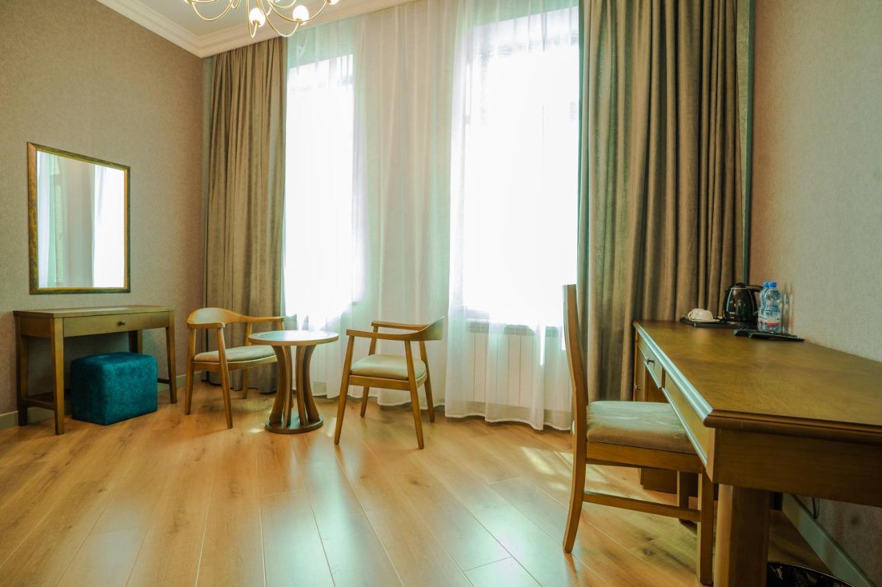 Vegas Hotel Akhalkalaki Екстериор снимка