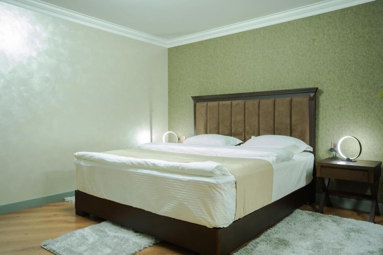 Vegas Hotel Akhalkalaki Екстериор снимка