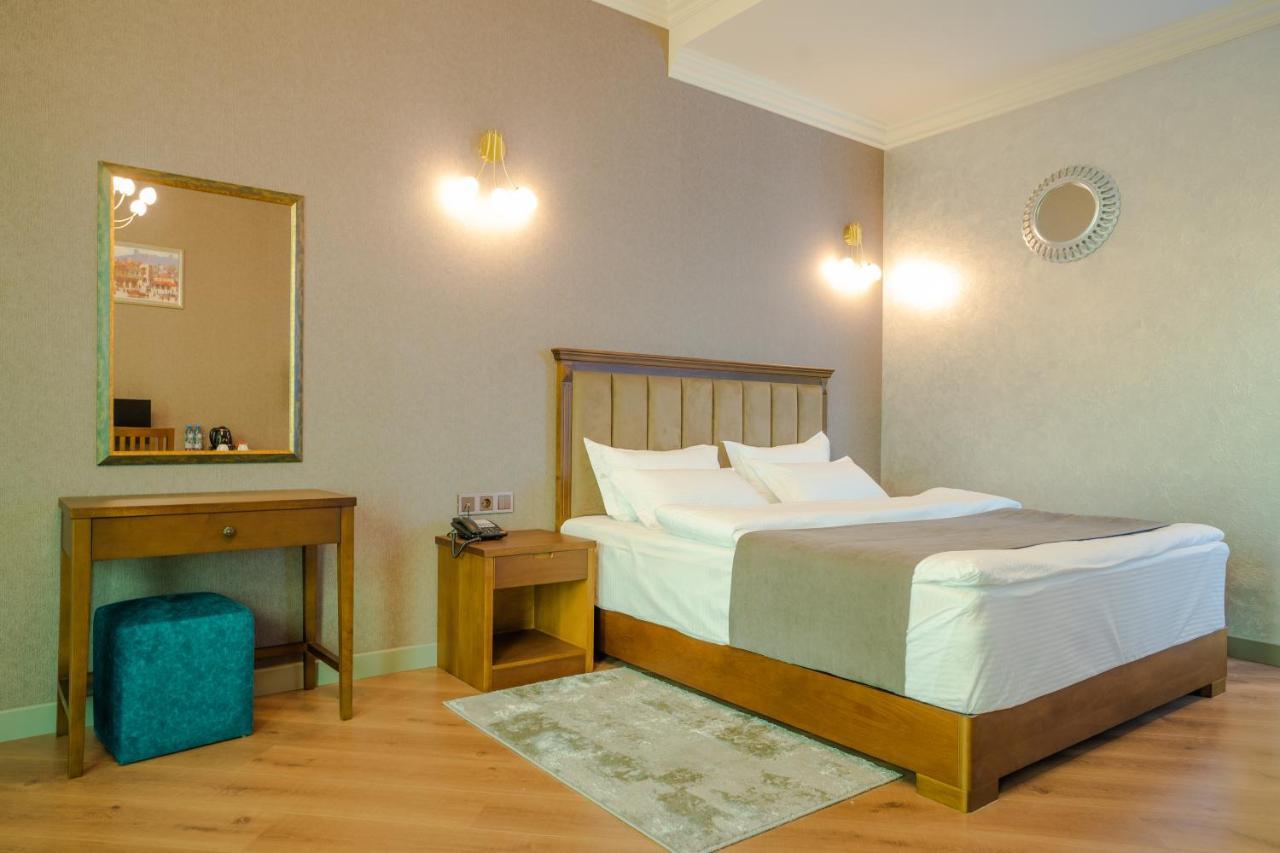 Vegas Hotel Akhalkalaki Екстериор снимка