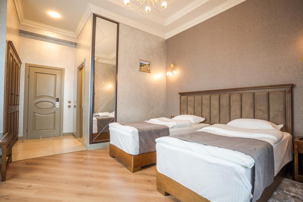 Vegas Hotel Akhalkalaki Екстериор снимка